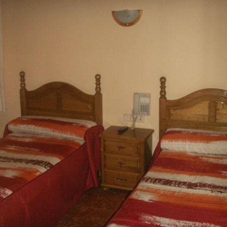 Hostal La Nava Madrid Dış mekan fotoğraf