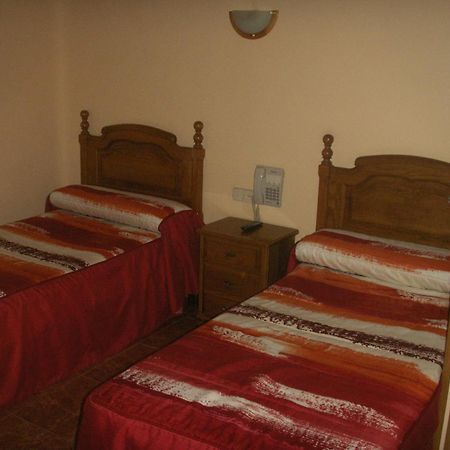 Hostal La Nava Madrid Dış mekan fotoğraf