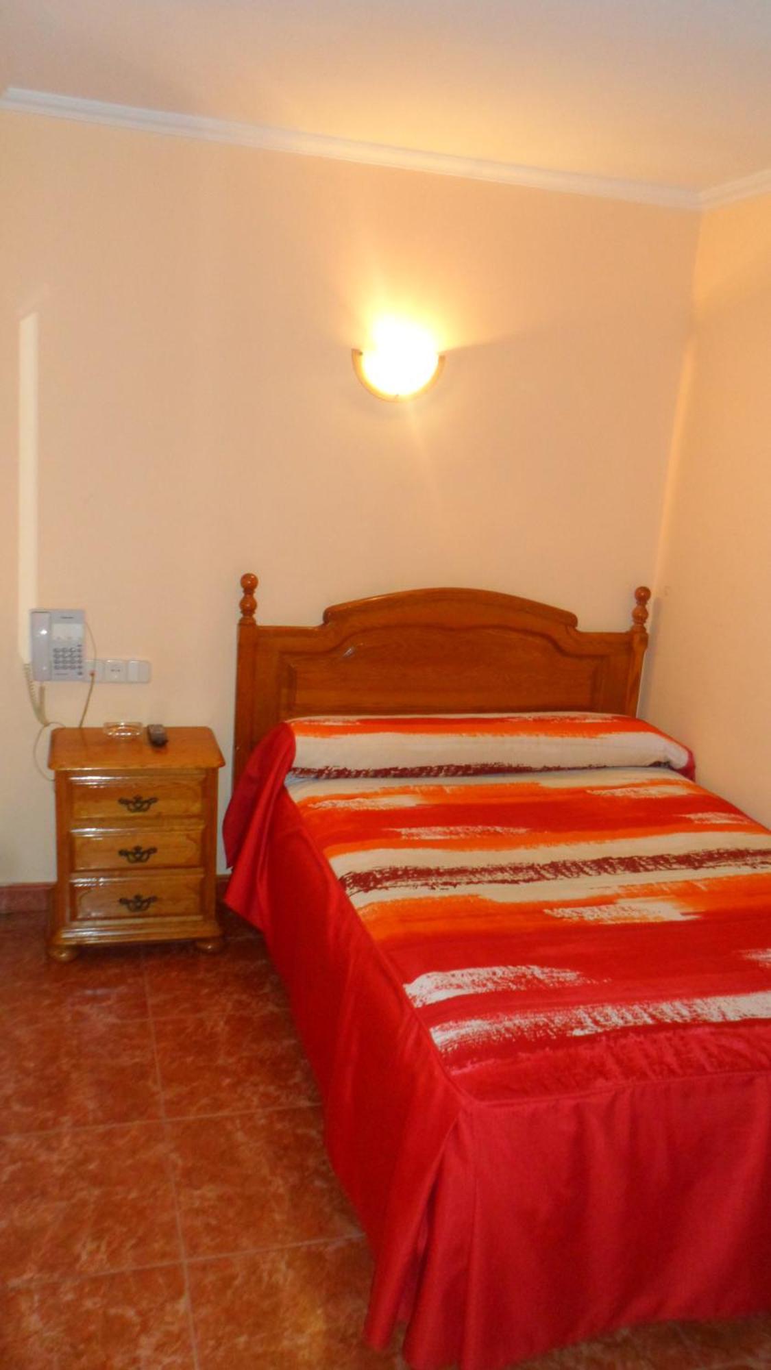 Hostal La Nava Madrid Dış mekan fotoğraf
