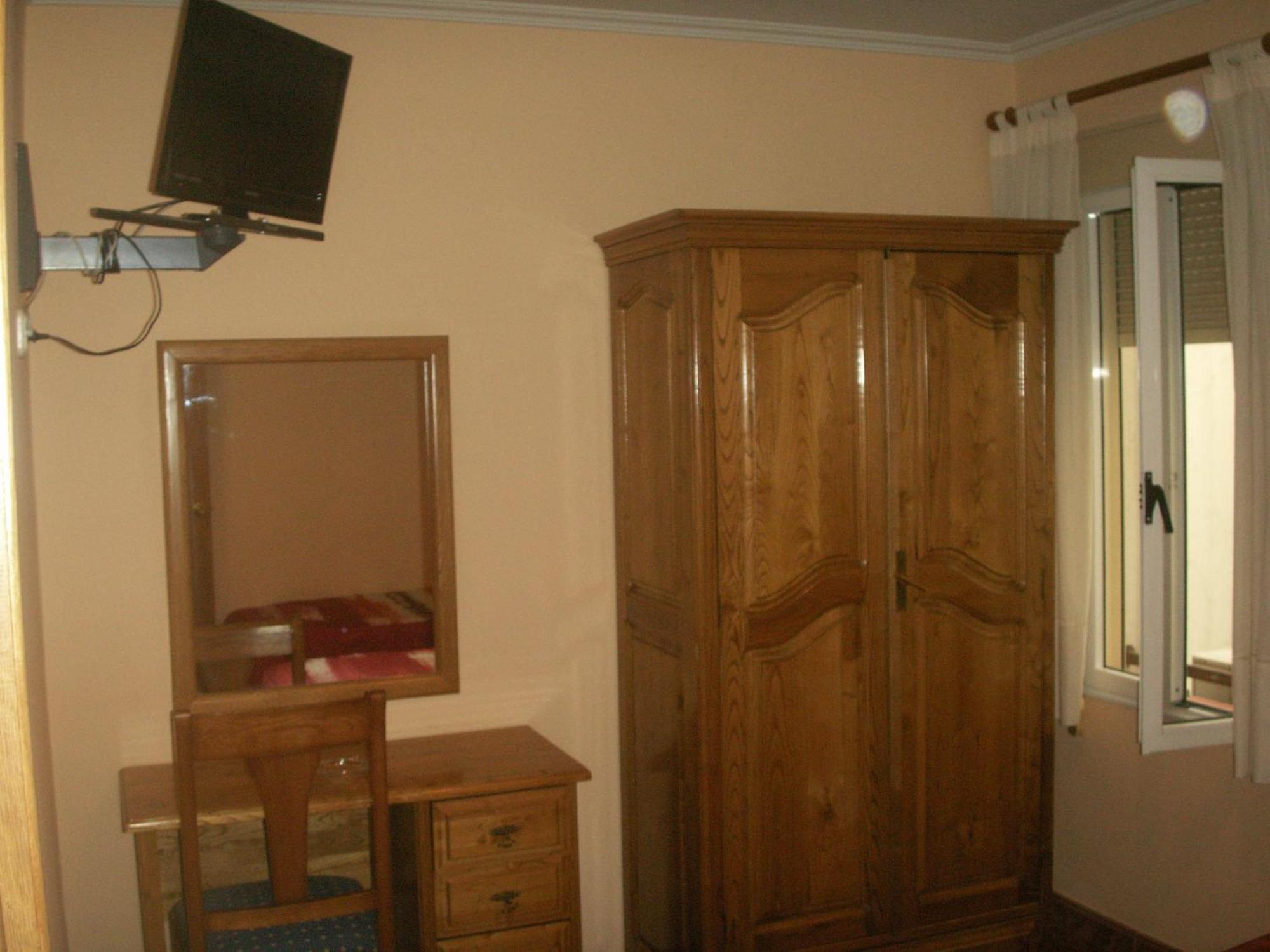 Hostal La Nava Madrid Dış mekan fotoğraf